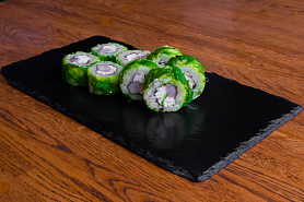 Креветка в чука салате